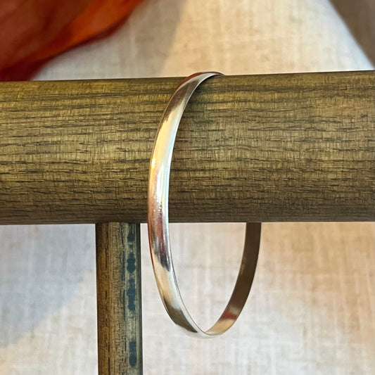 Smooth Curved Silver Bangle